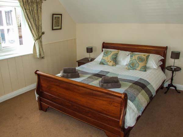 Garway Moon Inn Bagian luar foto